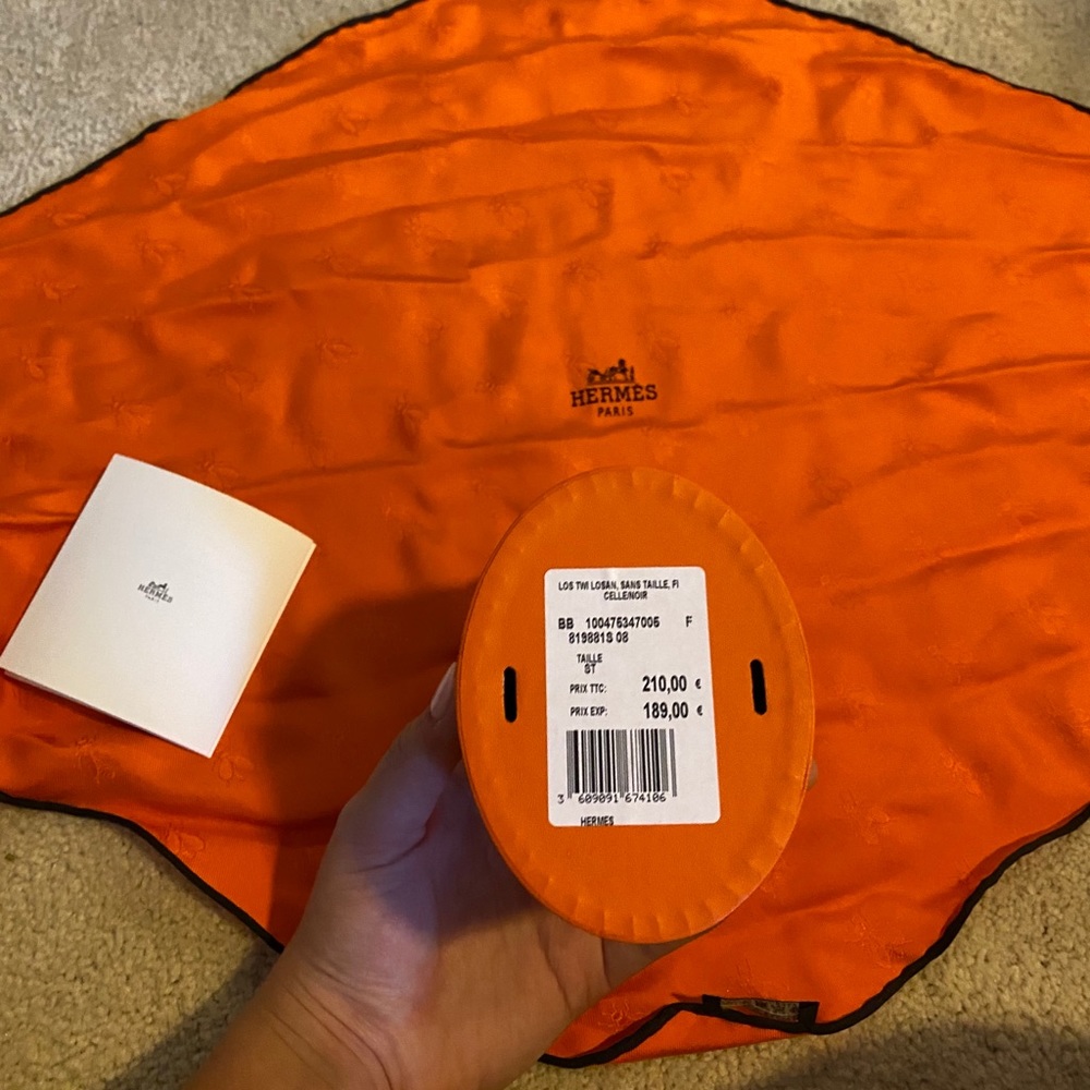 NWT NEVER WORN HERMES SCARF